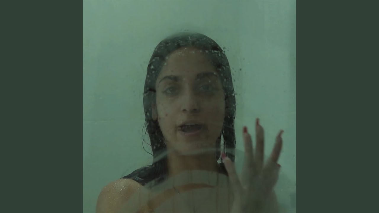 Tomorrow auf YouTube ansehen Tomorrow auf YouTube ansehen