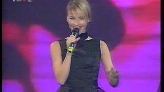 Danijela Martinović - Neka mi ne svane/Pleši sa mnom (live 2004.)
