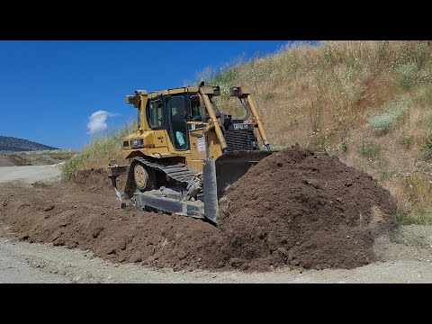 D6 dozer cat yoll yapıyor #keşfet #viral #cat #kepçe #bulldozer #cats #catvideos #viralvideo #like 