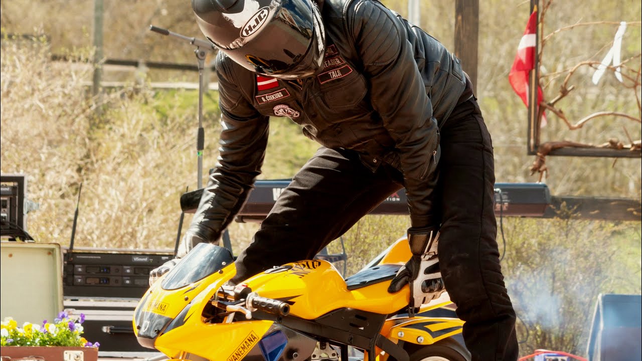 Viesojamies Sabilē  (2022)