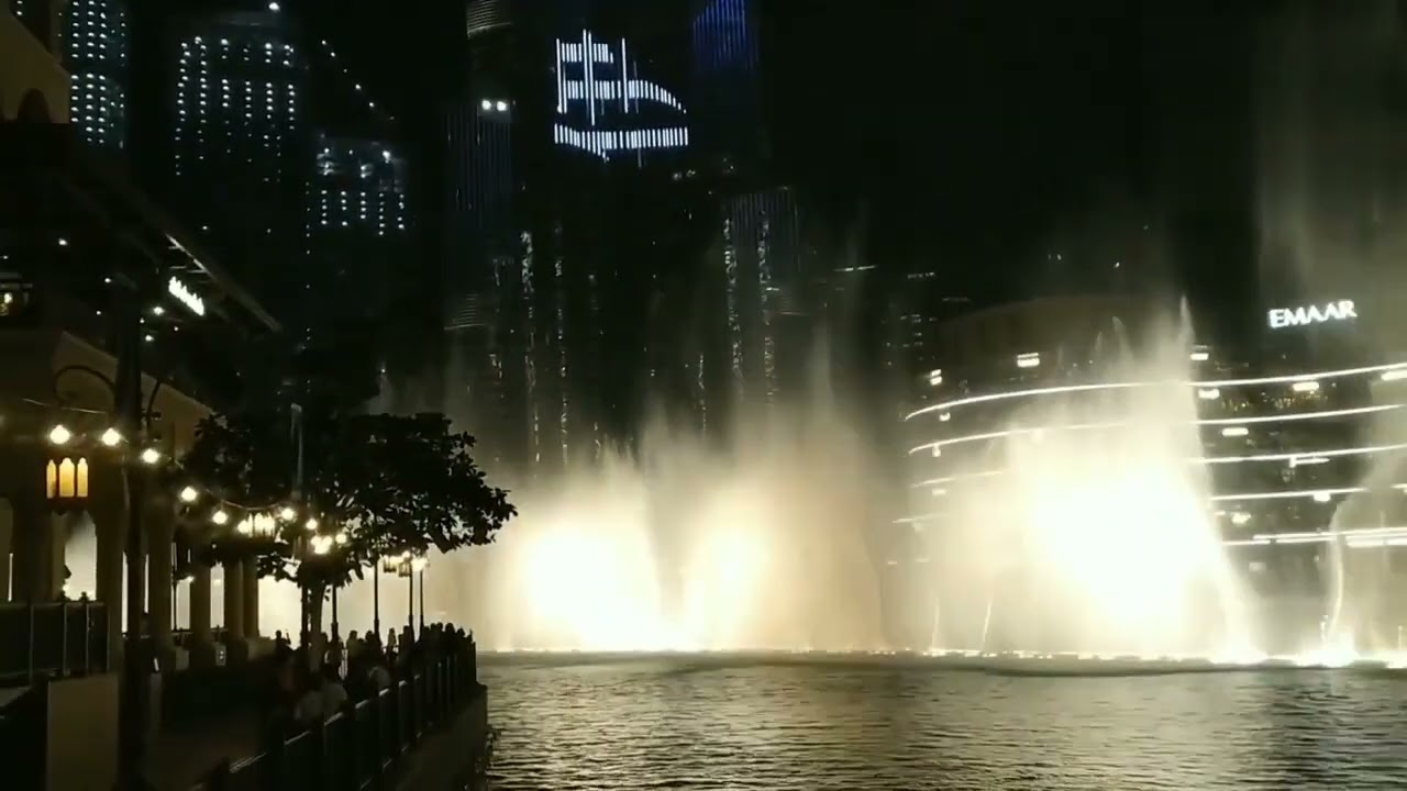 Burj Khalifa !! With !! water !! faunten Show 