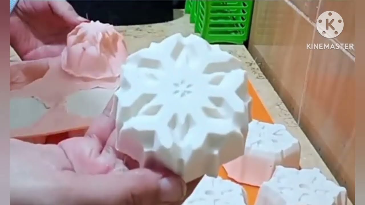 صابون صلب طبيعي🧼للبشره والجسم بالكوب هايخلي جسمك وبشرتك ناعم وحرير🧼