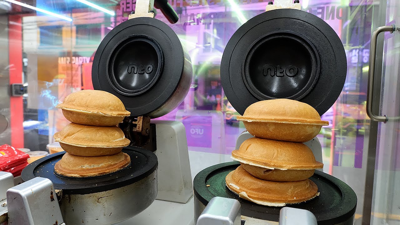 흘리지 않고 먹는 햄버거! 외계인 고문해서 만든 UFO 버거! 신제품 춘천닭갈비버거 / flying saucer UFO