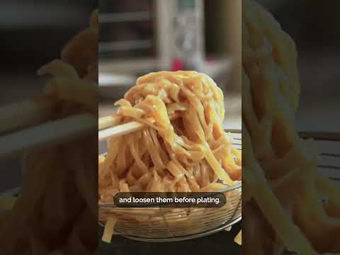 Zha Jiang Mian (Fried Sauce Noodles)