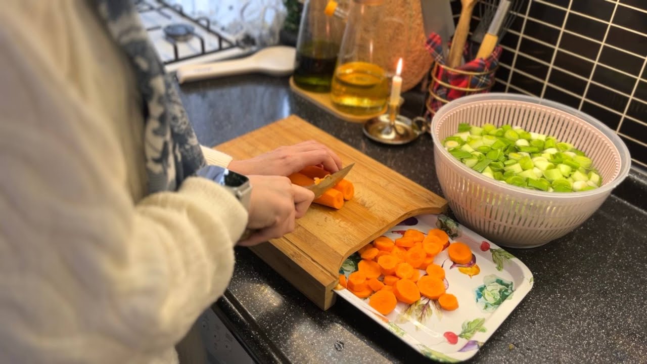 يوم مو متوقّع: ترتيب خضار 🥒 أكلة صحية ماحبيتها😓وطلعة بالعاصفة😆🌪️