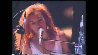 Video thumbnail of "Tori Amos - Little Earthquakes ("this is rattling my piano")"