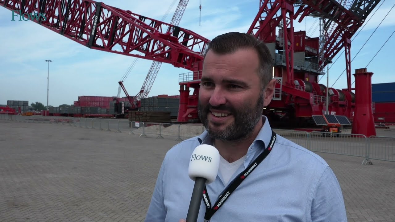 Lancering van de Mammoet SK6000, de sterkste landkraan ter wereld