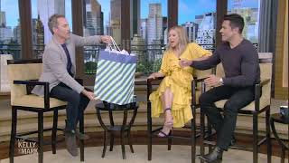 Famous Eric McCormack Gives Mark a Theater Booster Seat Profile