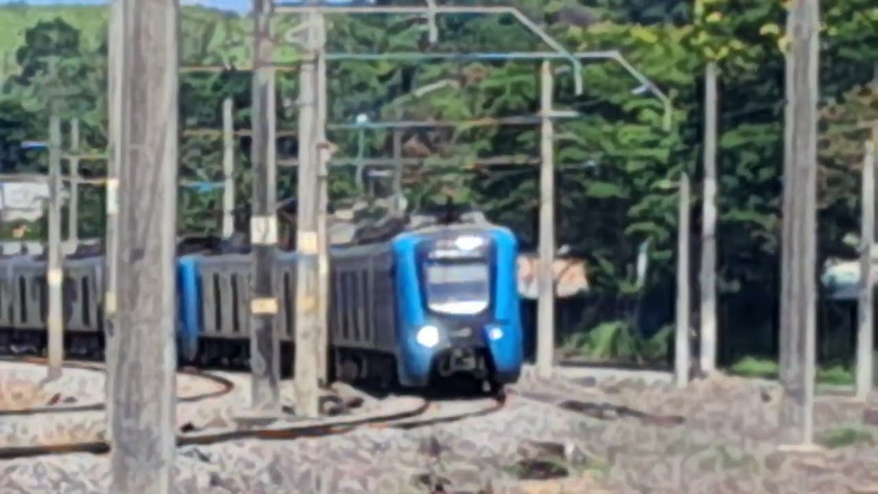 Supervia - CNR 3000 TUE 3028/3029 chegando em Engenheiro Pedreira (Expresso Central)