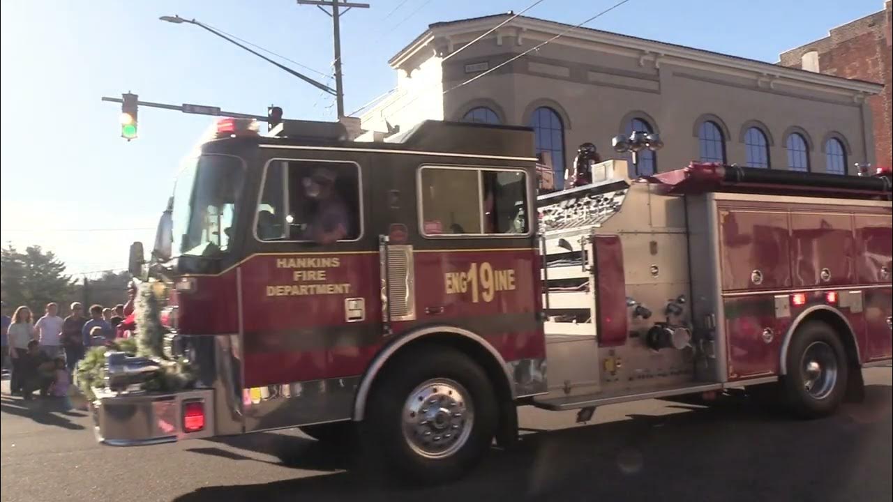 Marion Christmas Parade 2023 (NC) YouTube