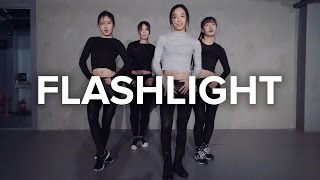 Video voorbeeld van "FlashLight - Jessie J / May J Lee Choreography"