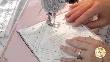 How to make Half Square Triangles with Star Singles | a Shabby Fabrics Quilting Tutorial