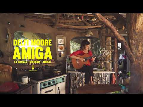 DELFI MOORE - AMIGA - MUSIQUITA EN CÓRDOBA