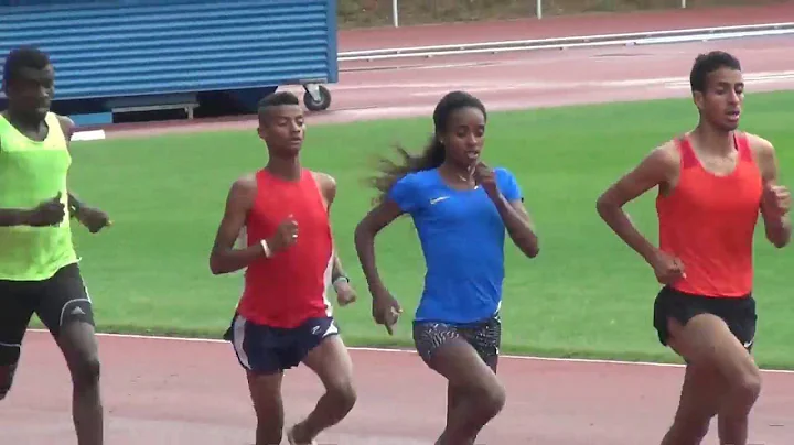 Jama Aden training group in Sabadell 2016