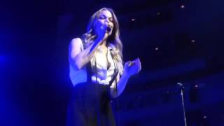 LeAnn Rimes - How Do I Live - Live At Birmingham Symphony Hall - Fri 17th Feb 2017