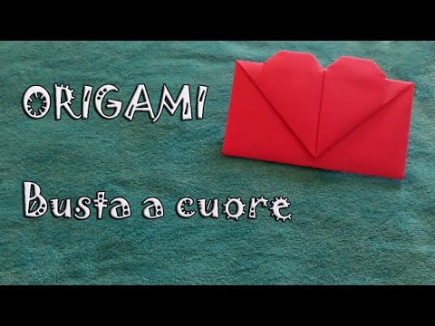 Cuori di carta di Origami fotografia stock. Immagine di origami