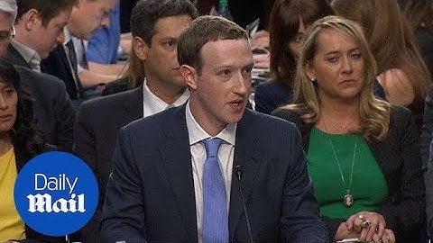Ted Cruz quizzes Mark Zuckerberg about Facebook 