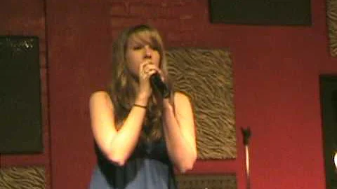 Amber Busch singing Bubbly