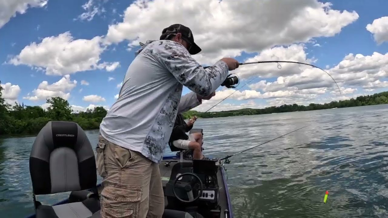 Summer Bass fishing – Small mouth – Large mouth – Artificial and live bait