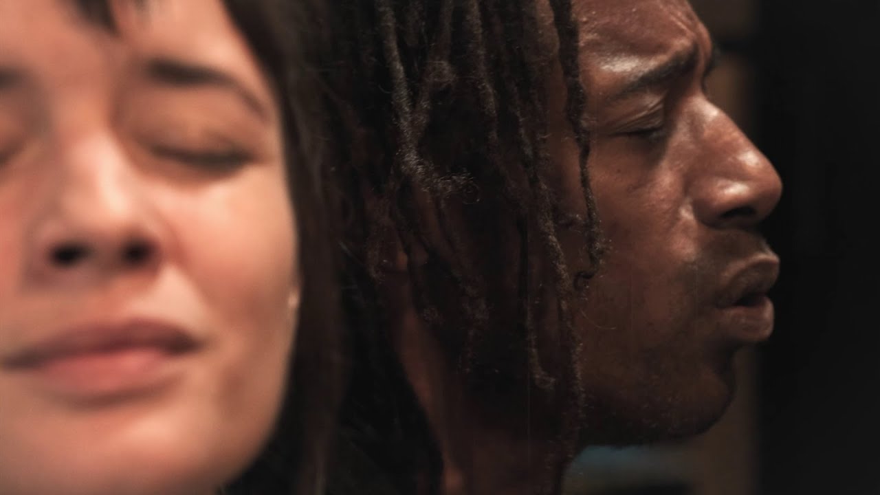 Watch Julien Voulzy - Seul sur ma planète (Session acoustique) on YouTube