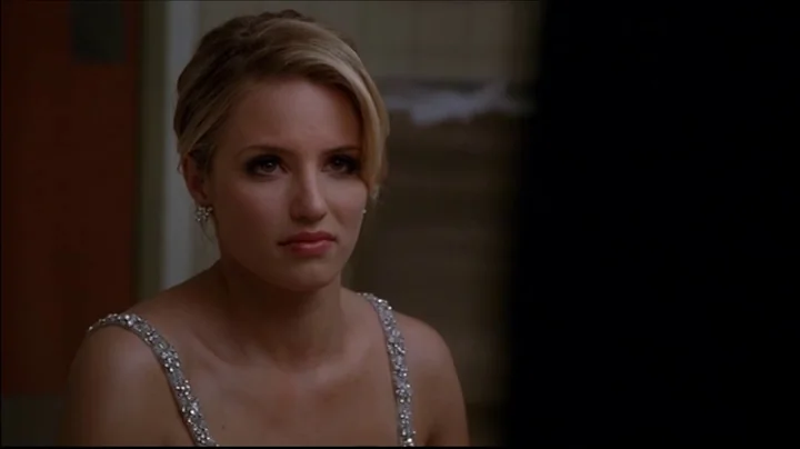Glee - Finn finds out Quinn can walk 3x19