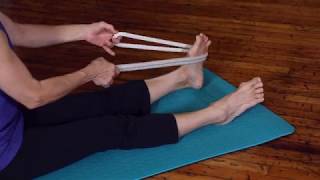 Active Isolated Stretching for Hamstring with Rope demonstrated by Ching