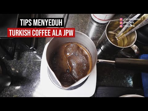 Video: Kita akan belajar cara menyiapkan kopi dengan susu dengan benar dalam bahasa Turki. Tips, resep