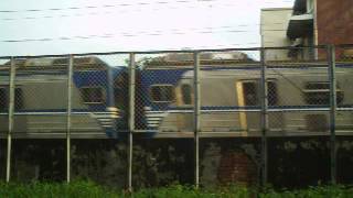 3192次區間車鳳山站北通過