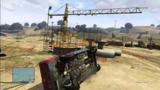 GTA 5 POURSUITE AVEC LA POLICE ACCIDENTS CASCADES SAUTS EN MONTAGNE screenshot 5