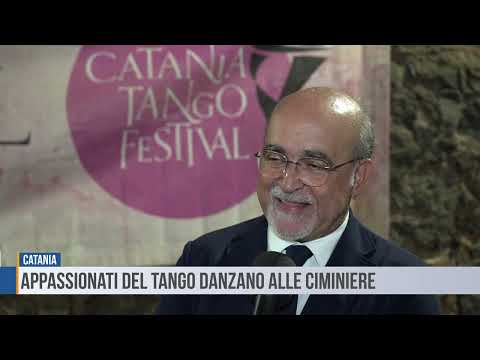 Catania: appassionati del tango danzano alle Ciminiere