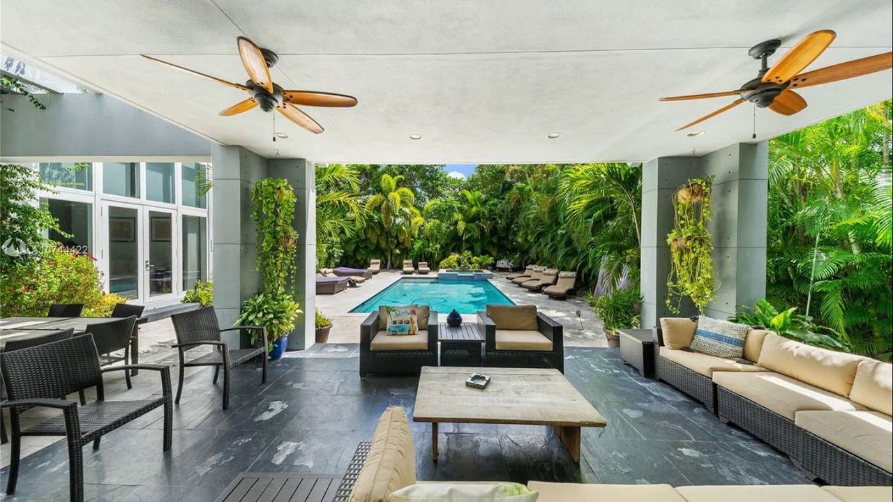 7330 SW 105th Ter Pinecrest, FL 33156 Single Family Real Estate