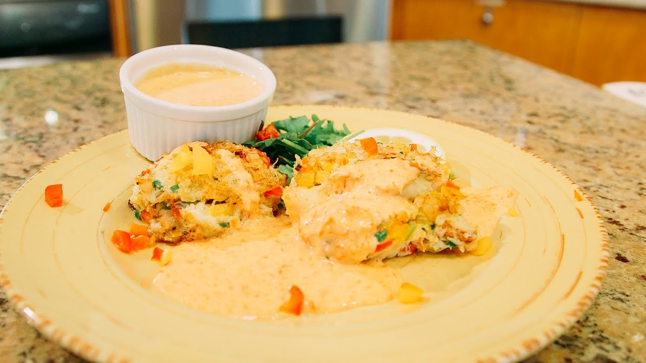 How to Make Red Pepper Aioli on Gluten Free Crab Cakes (recipe included) - YouTube