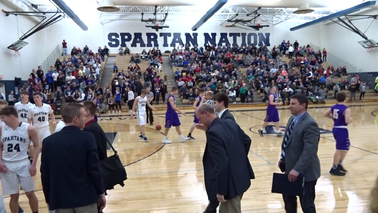 THE PLEASANT VALLEY SPARTANS BEAT THE MUSCATINE MUSKIES, 53-34!! - YouTube