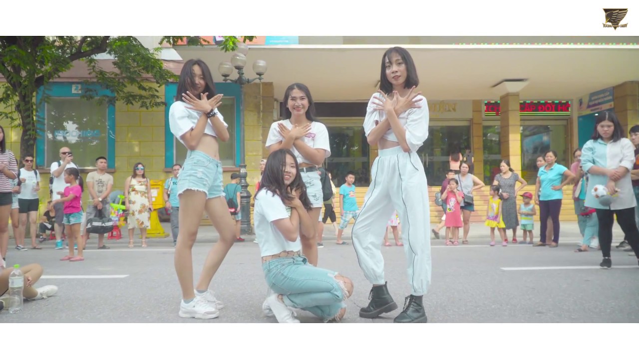 [KPOP IN PUBLIC CHALLENGE] BLACKPINK (블랙핑크) - FOREVER YOUNG (포에버 영) DANCE COVER by YB CREW from VN