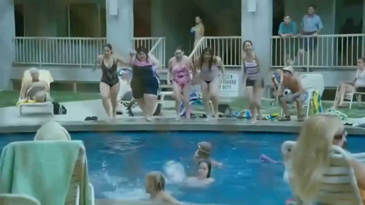 Lady In The Water Trailer Español