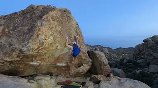 Joshua Tree Bouldering: Thin Lizzy V8**