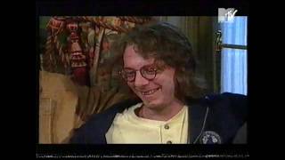 R.E.M. 1995 - &#39;R.E.M. Weekend&#39;, MTV, UK (Interview segments with the band)