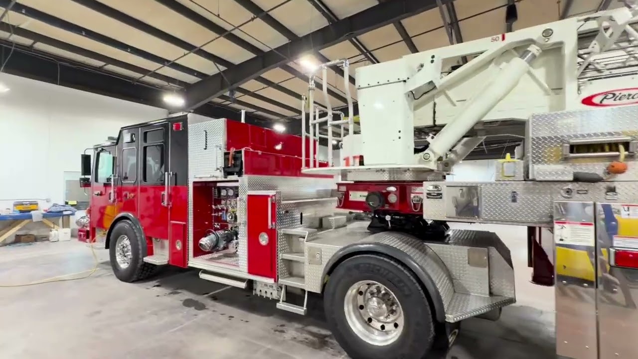 Watch the pros at the Parnell Collision Center overhaul this 63 foot hook & ladder truck.