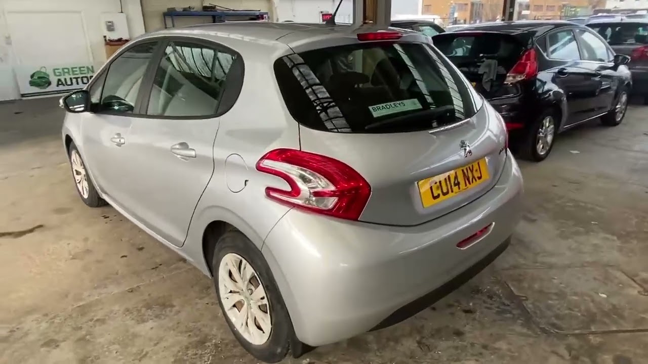 Peugeot 208 1.2 VTi Access+ Euro 5 5dr