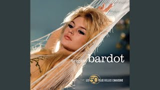 Video thumbnail of "Brigitte Bardot - Ah! Les P'Tites Femmes De Paris (Du Film Viva Maria)"