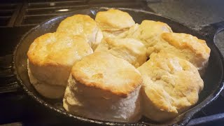 Homemade biscuits using only 2 ingredients!  #2ingredientrecipe #biscuits #2ingredients