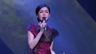 Miniatura del video "Đoạn Tuyệt - Lệ Quyên(LIVE) video by 3production"