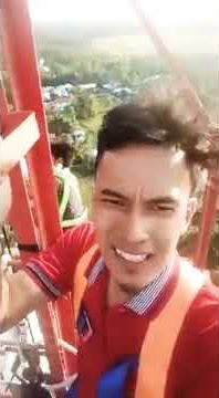 Viral video lucu Sinyal goreng (telkomsel) ngeleg||bikin ngamuk #trendingindonesia