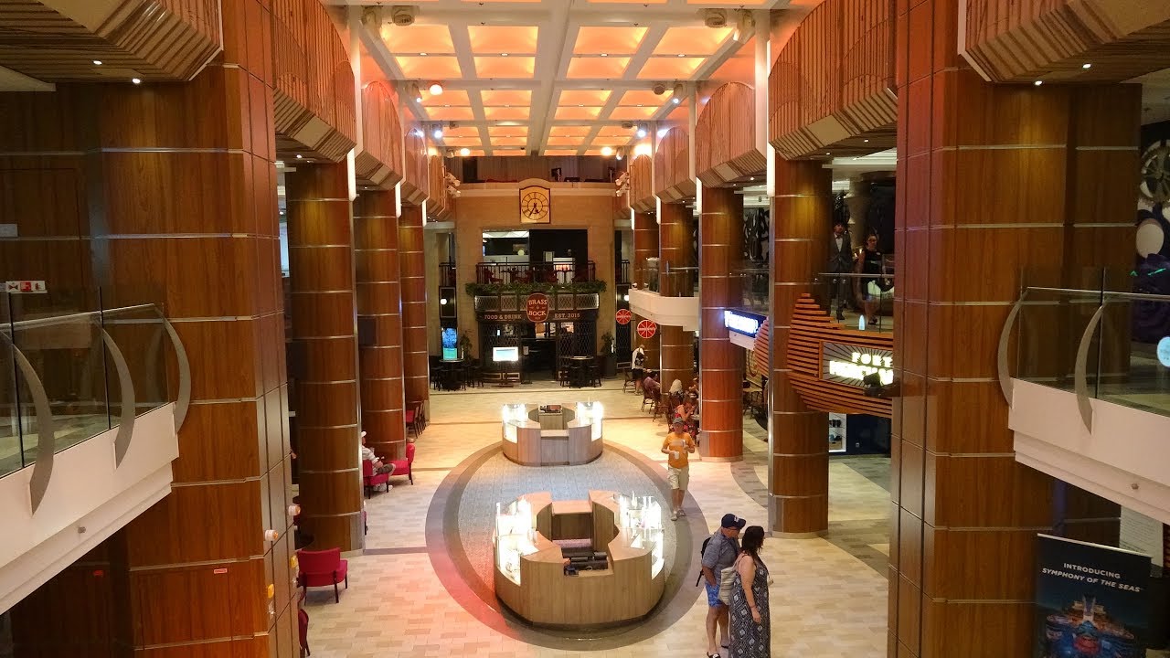 Anthem of the Seas: Royal Esplanade Tour