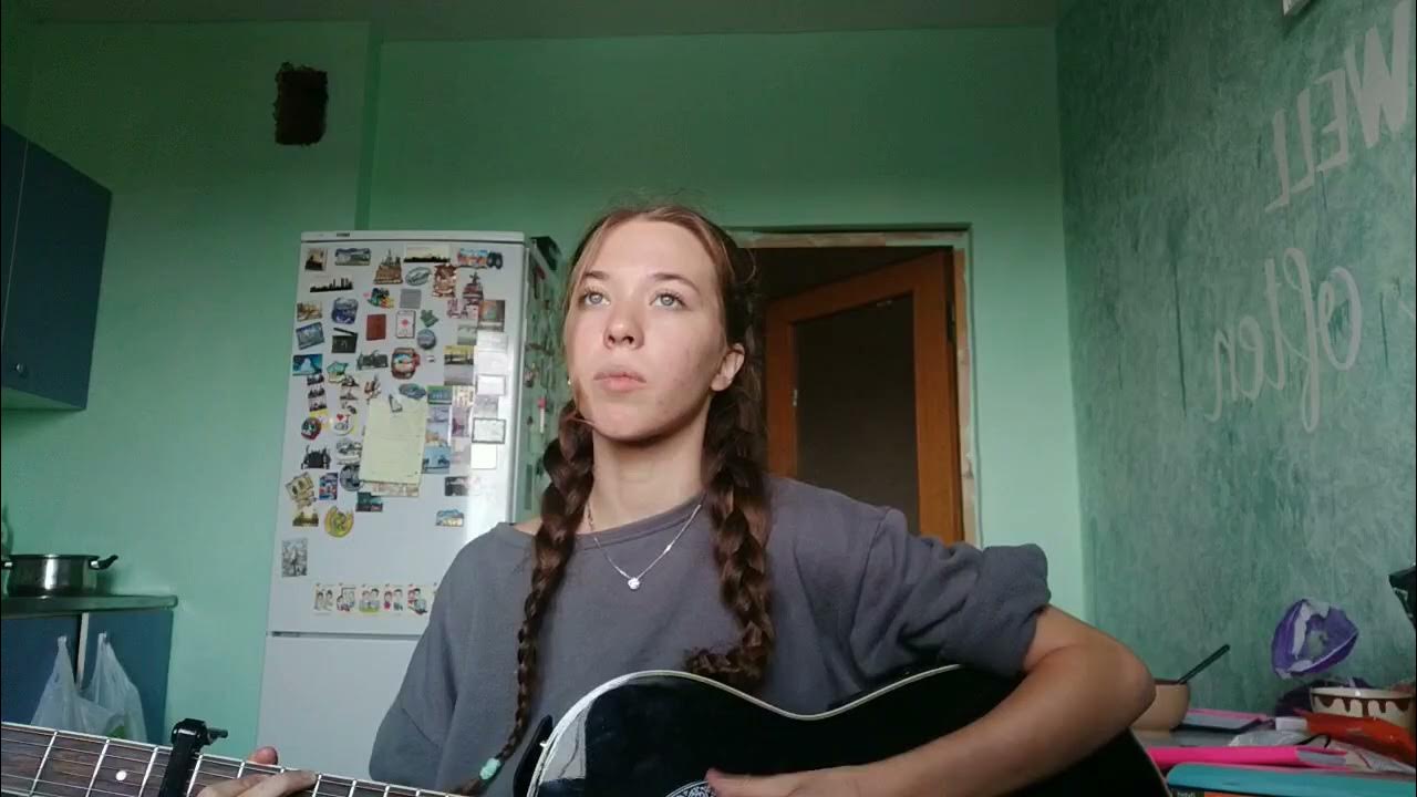 Алëна швец две девочки. Две девочки швец слушает. Две девочки швец слушает. Две девочки швец слушает. Две девочки швец слушает.