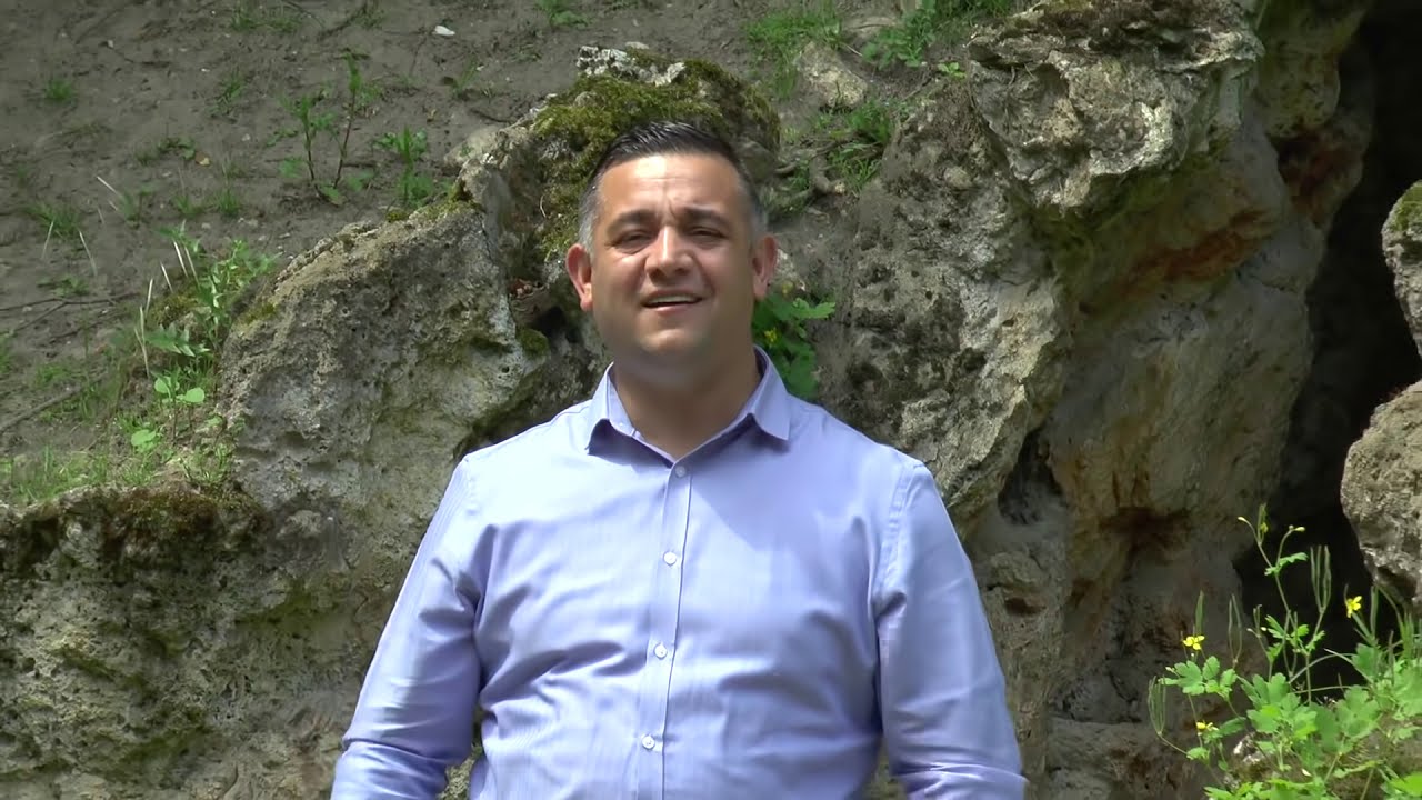 Frații Dinescu - Cant din toată inima 2019 | Official Video