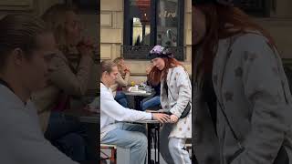 Le Date Gênant. Resimi