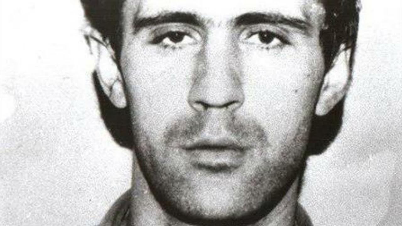 "Гараж зоотехника Головкина": на чем попался маньяк-детоубийца Фишер - YouTube