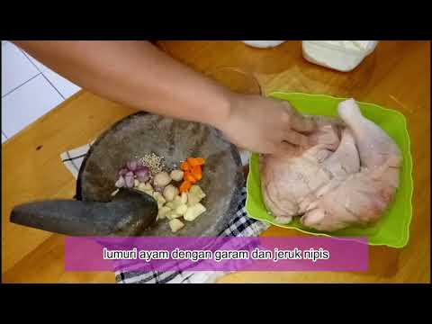 Video: Dada Ayam Di Bawah Mantel Bulu Di Oven: Resep Langkah Demi Langkah Dengan Foto Dan Video