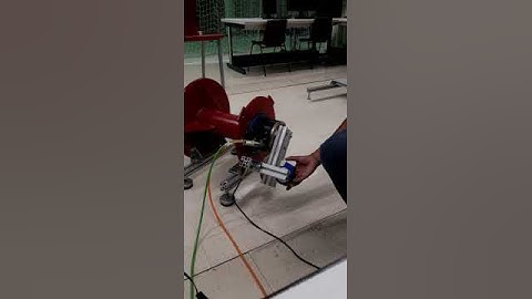 Gravity compensation demonstration.